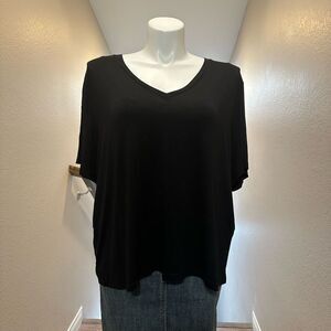 Shein Curve Woman’s Black V-Neck Top 4XL Black